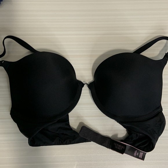 Bundle of 3 Victoria’s Secret Bras - Picture 4 of 8